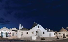 Corte Trullo Sovrano B&B